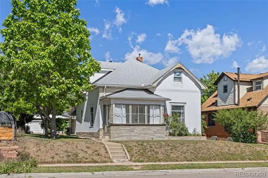 4561 Lowell Boulevard, Denver