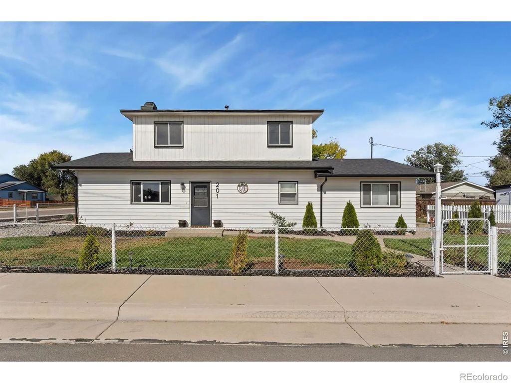201 E 4th Avenue, Severance