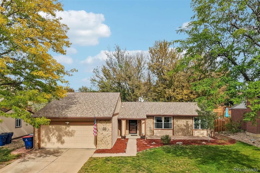 4607 S Ivory Circle, Aurora