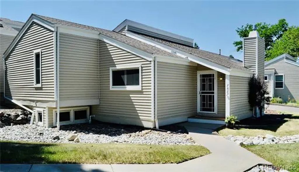 7629 S Monaco Way, Centennial