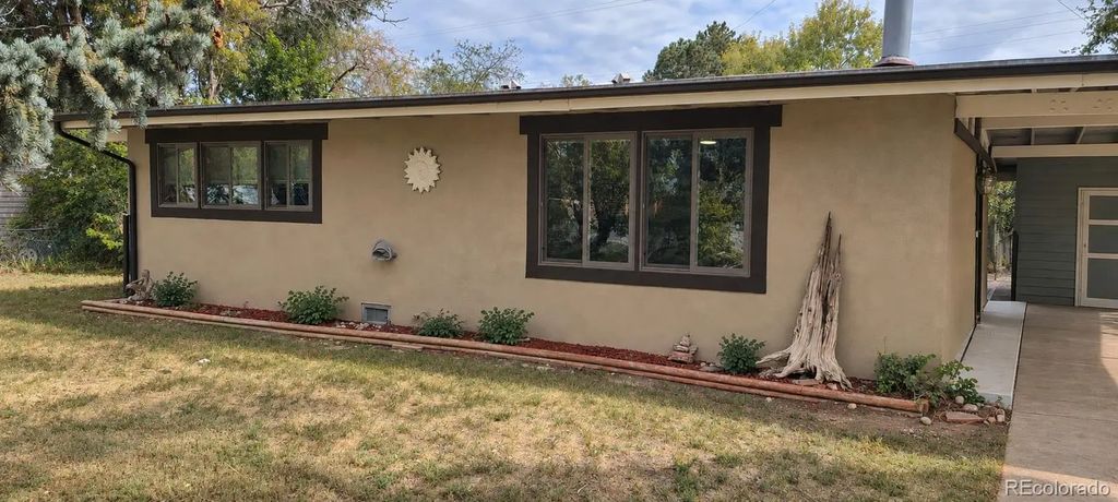 4420 Gladiola Street, Golden