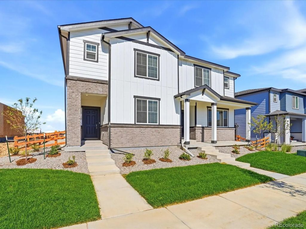2163 E 164th Avenue, Thornton