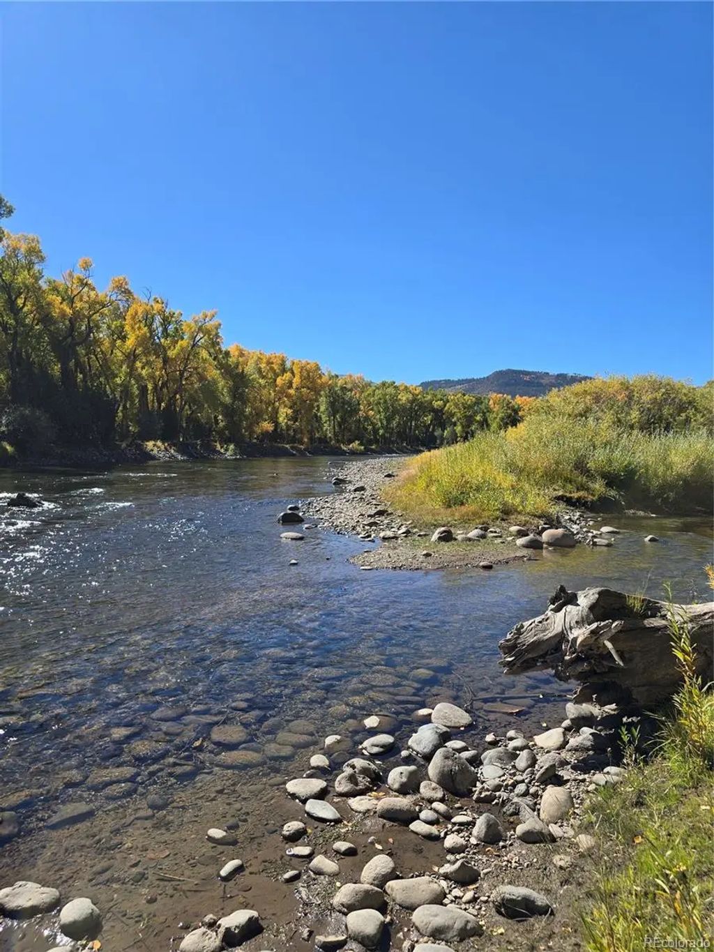 1862 River Island Drive, South Fork