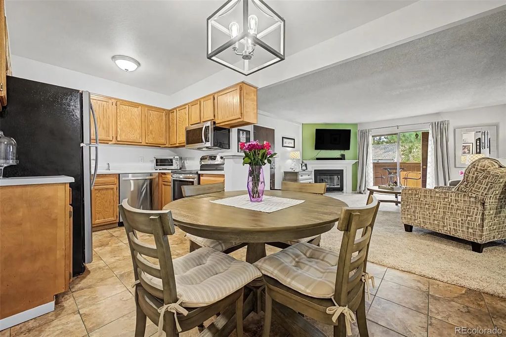 3336 S Ammons Street 12-103, Lakewood