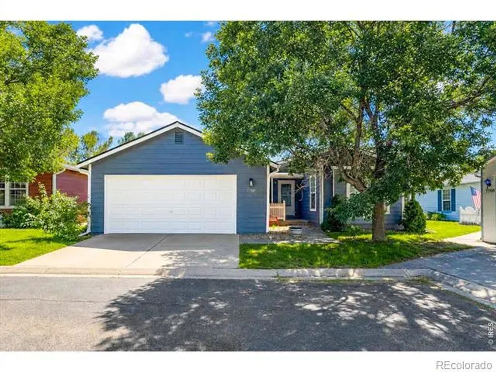7710 Hummingbird Green, Frederick