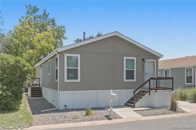 1801 W 92nd Avenue, Denver