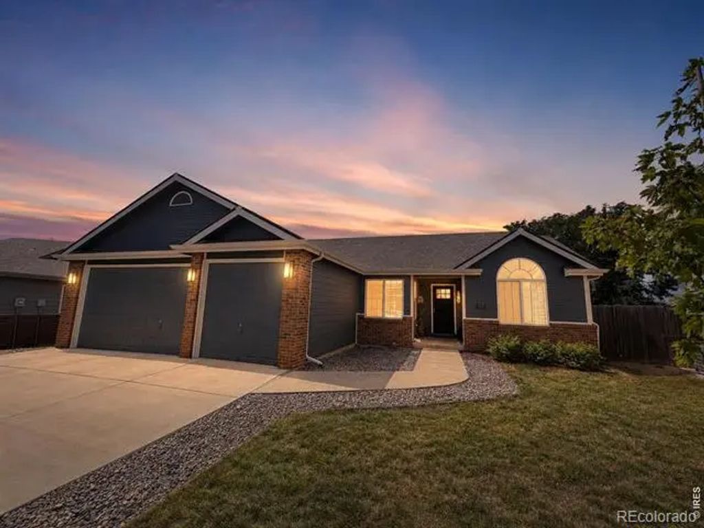 32 Sandstone Drive, Johnstown