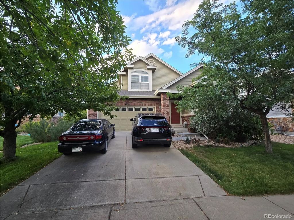 25811 E 5th Place, Aurora