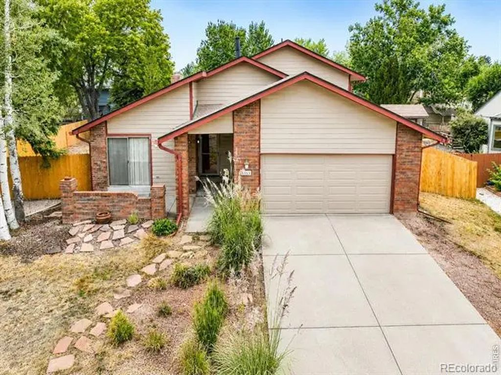 1879 43rd Avenue, Greeley