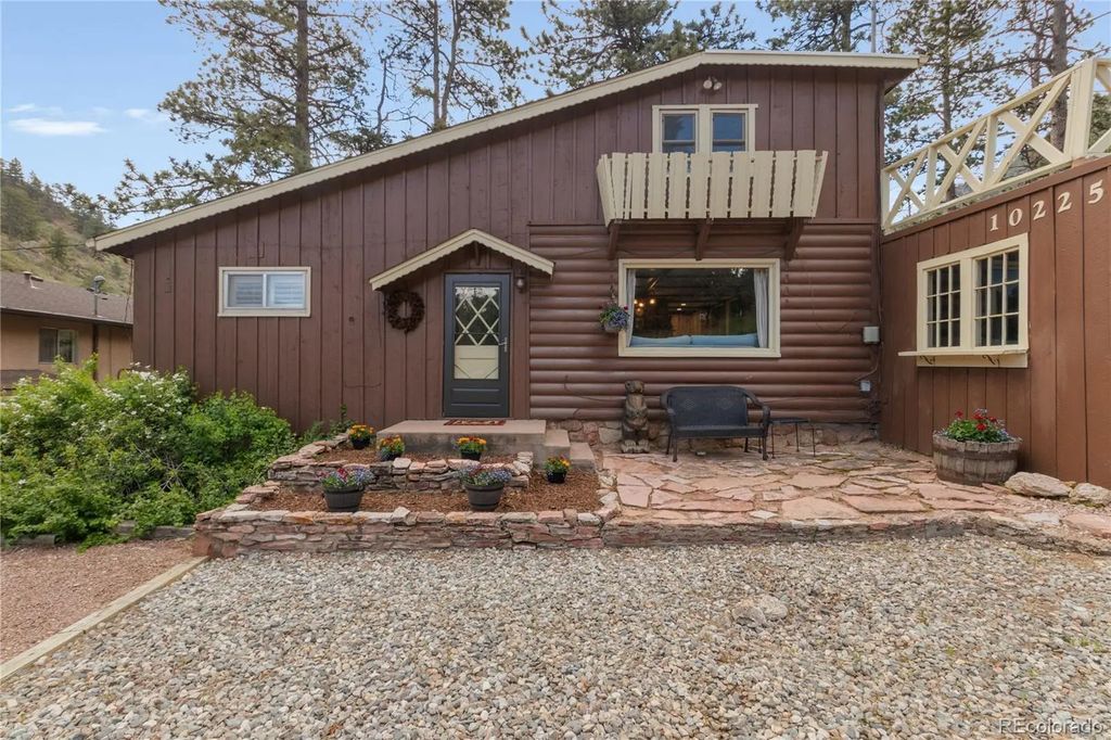 10225 Ute Pass Avenue, Green Mountain Falls