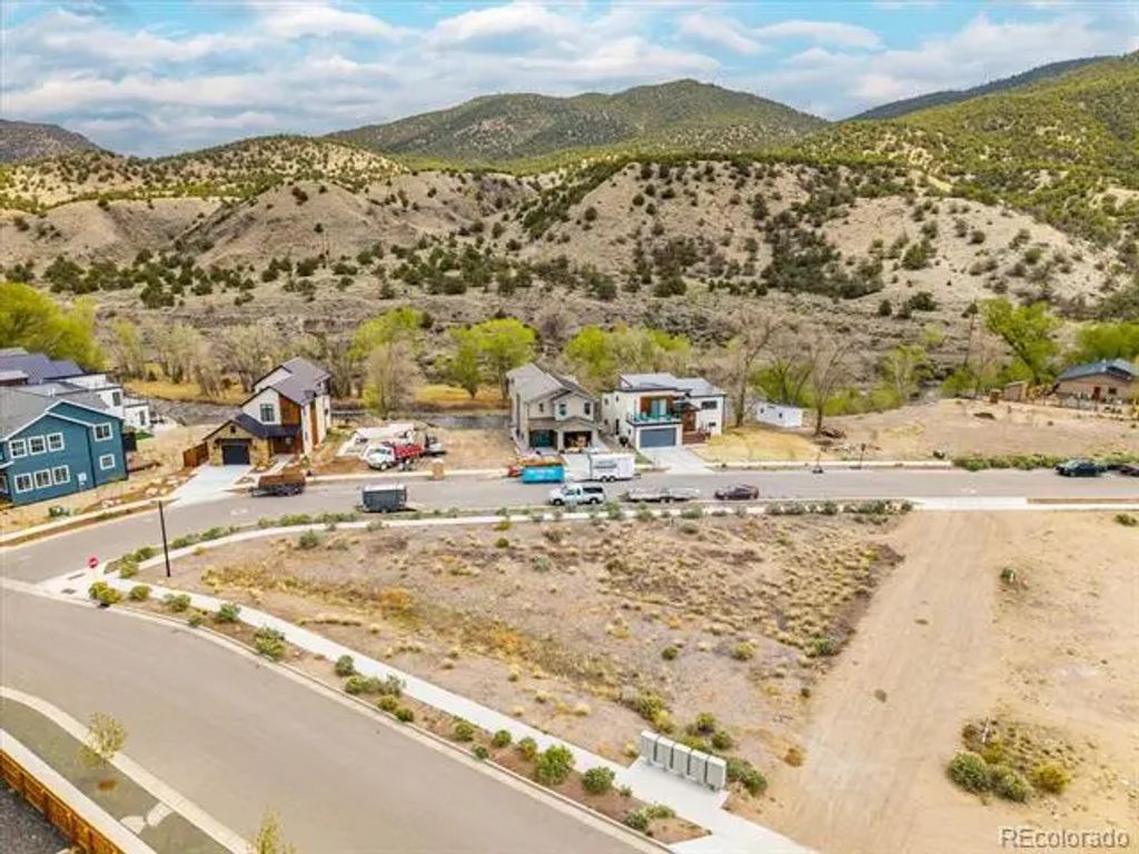 230 River Ridge Lane, Salida