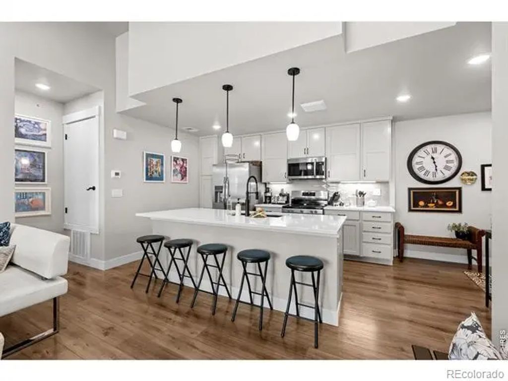 235 High Point Drive 207, Longmont