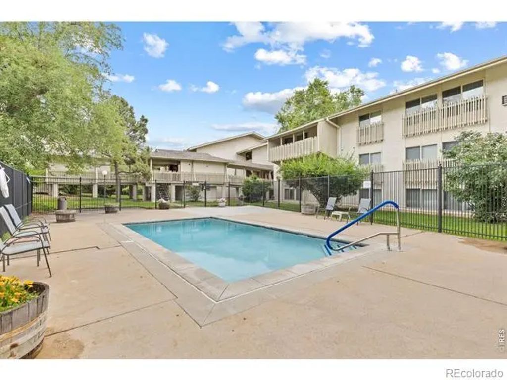 2707 Valmont Road #202c, Boulder