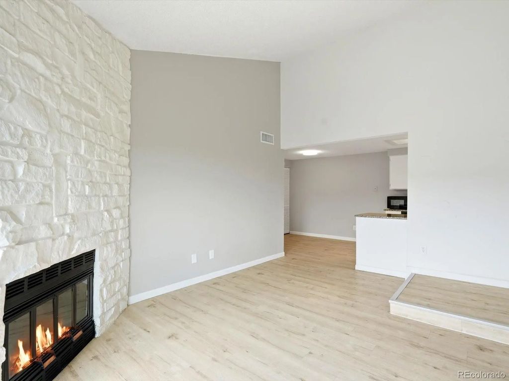 2929 W Floyd Avenue 323, Denver