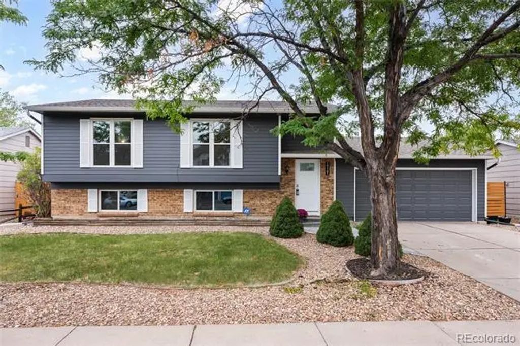 19161 E Louisiana Avenue, Aurora