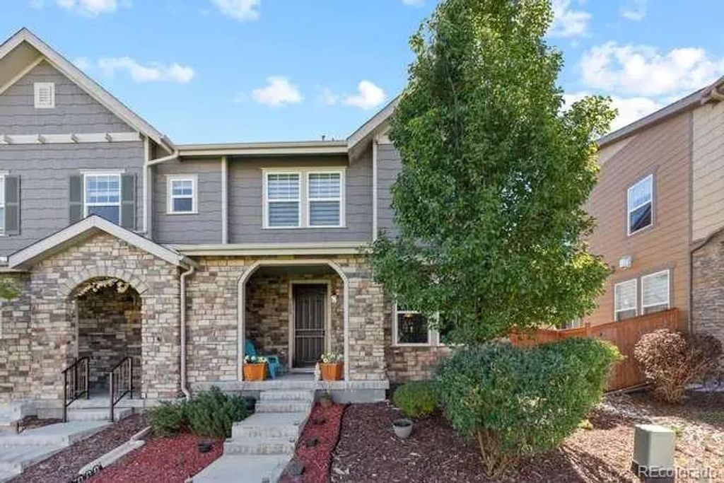 7629 S Zante Court, Aurora