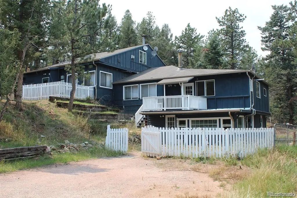 33988 Jenifer Road, Pine