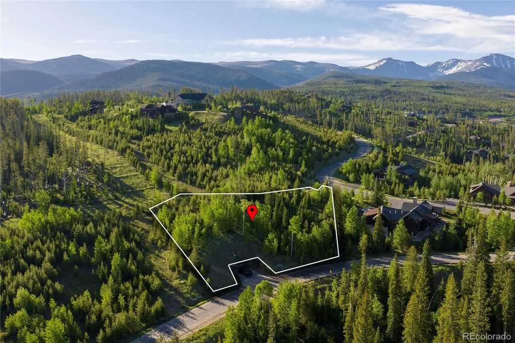 1414 Pioneer Trail, Fraser