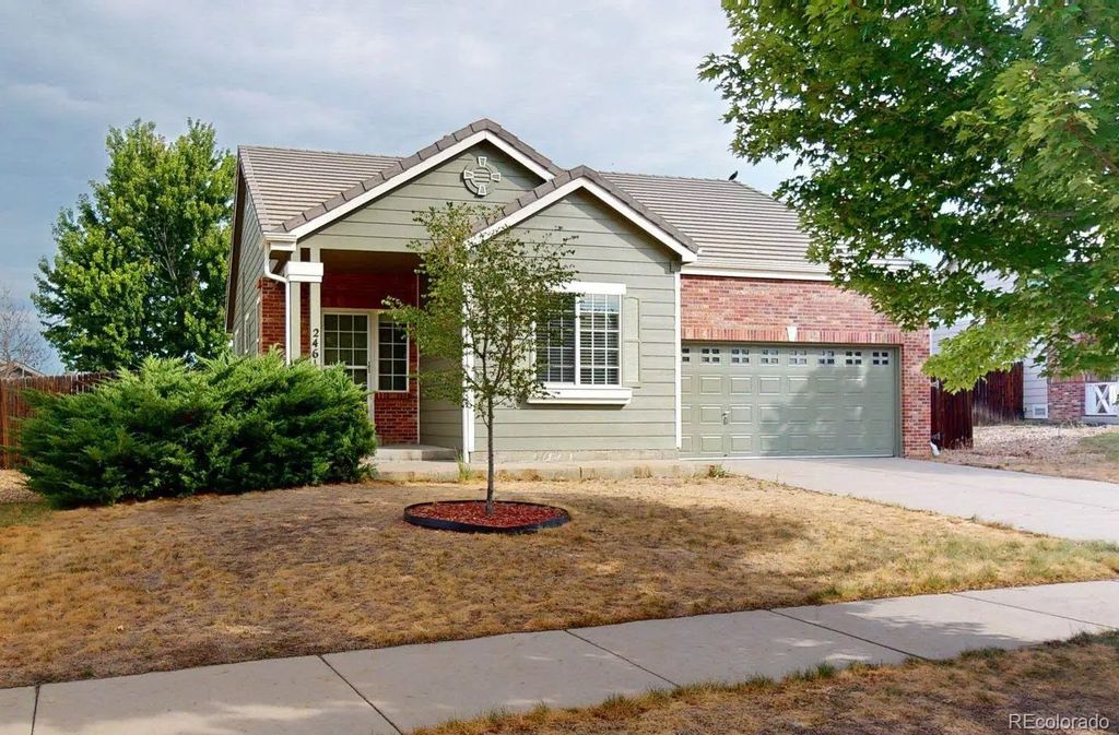 2461 S Andes Circle, Aurora