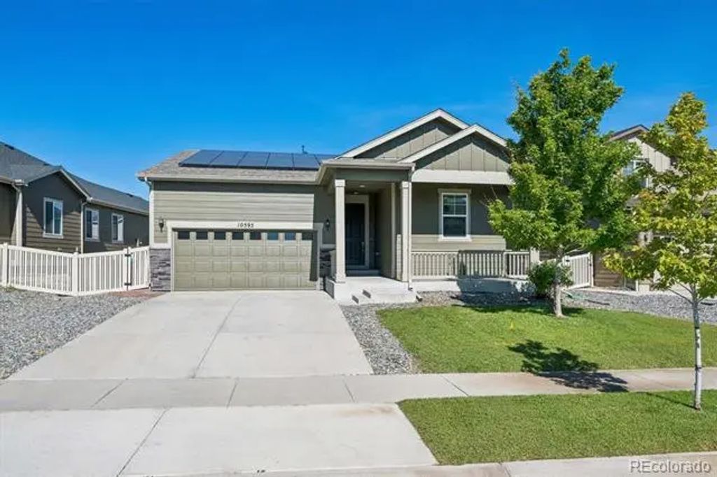 10595 Akron Street, Henderson