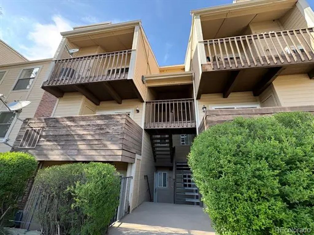 15350 E Arizona Avenue 308, Aurora
