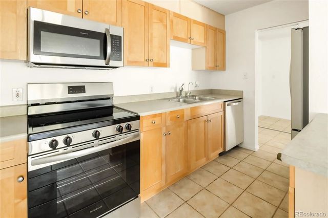 2500 S York Street 206, Denver