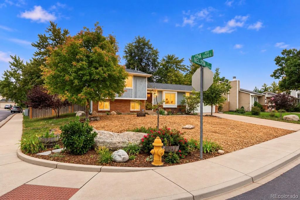 5852 S Nelson Street, Littleton