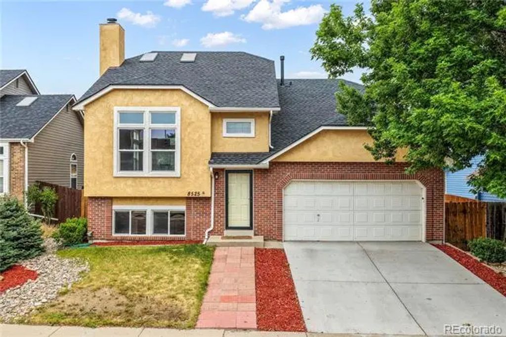 8525 Sassafras Drive, Colorado Springs