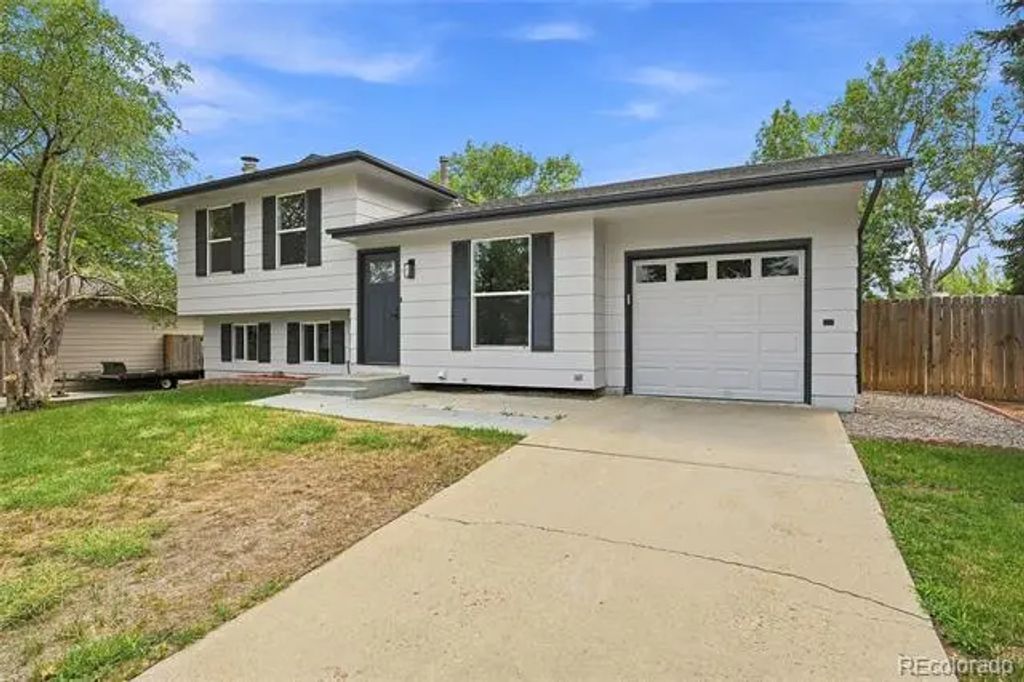 15340 E Iowa Place, Aurora