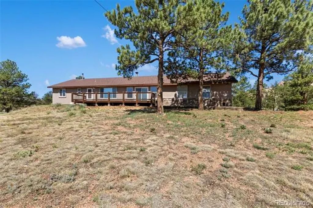 34 Fetlock Circle, Florissant