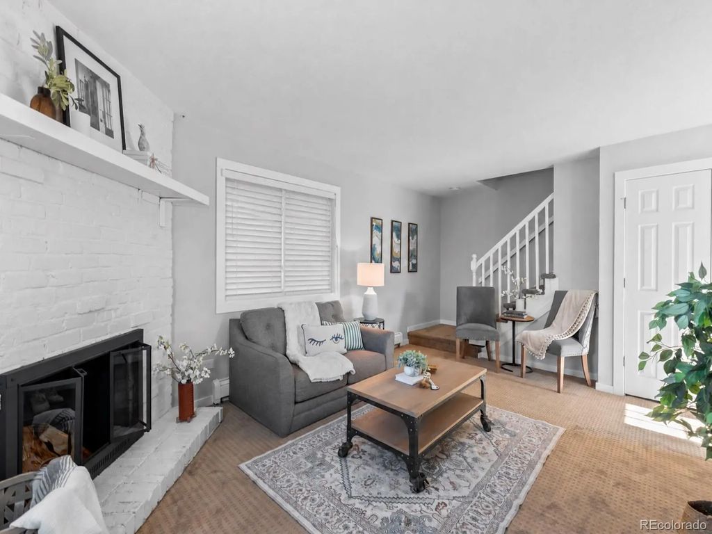 2700 S Holly Street 216, Denver
