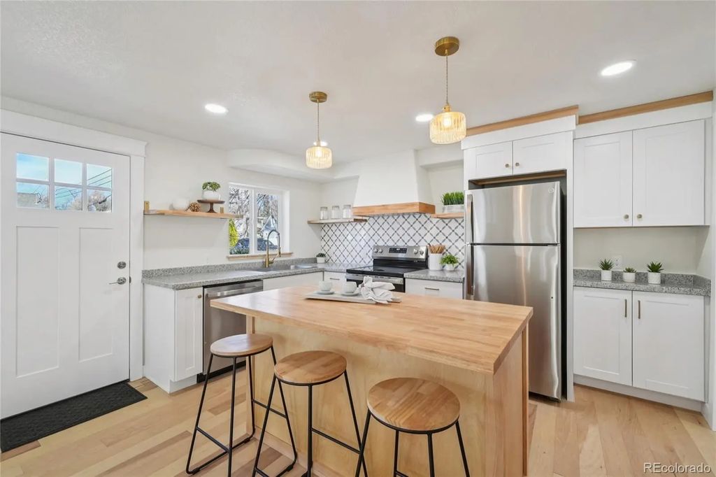 415 E Yampa Street, Colorado Springs