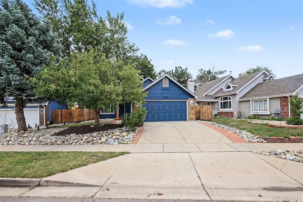 4550 Flanders Way, Denver