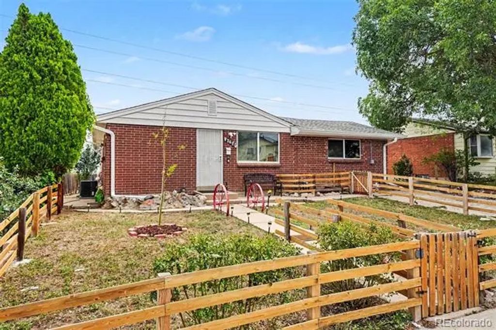 4126 S Dale Court, Englewood