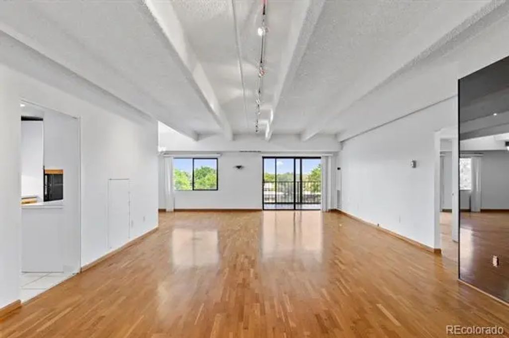 7877 E Mississippi Avenue 402, Denver