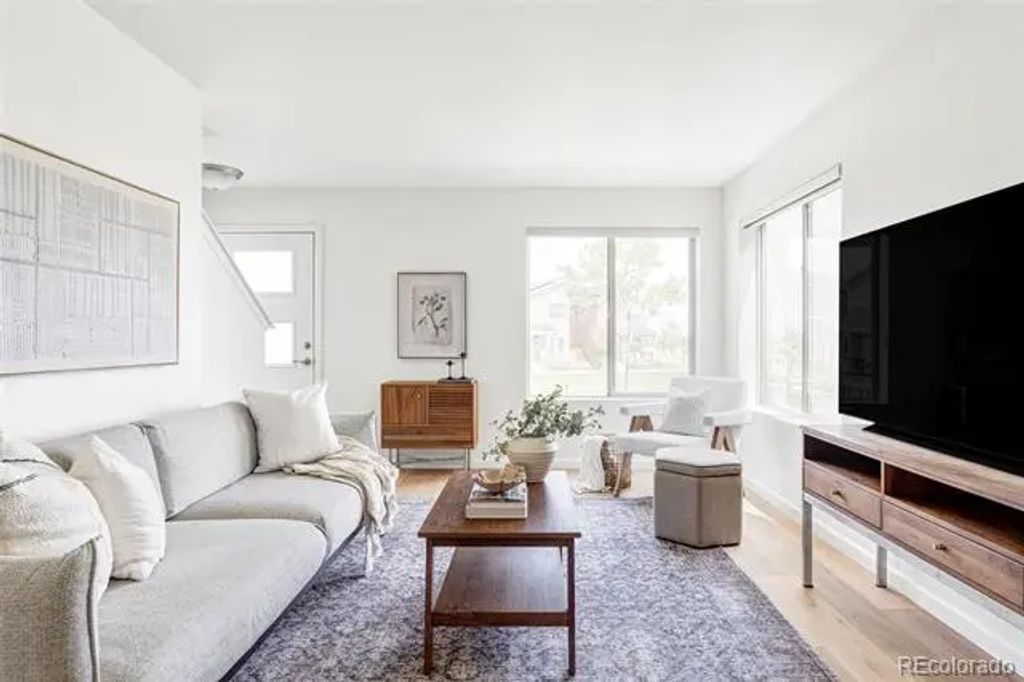 6317 Hanover Street, Denver