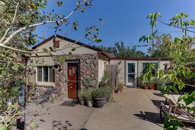 450 S Quitman Street, Denver