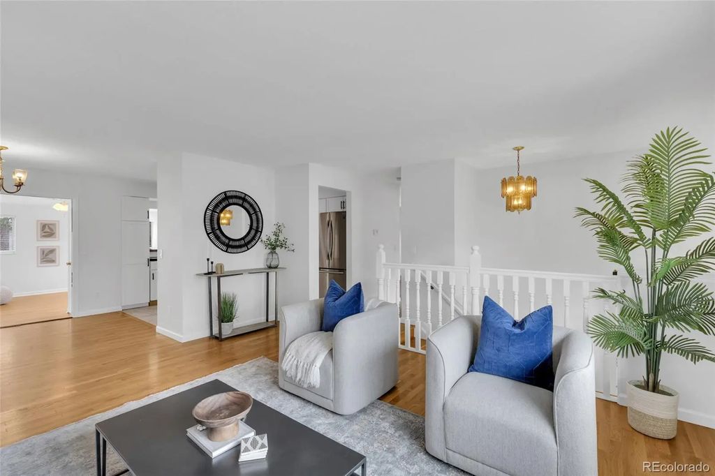 10093 W Maryland Drive, Lakewood