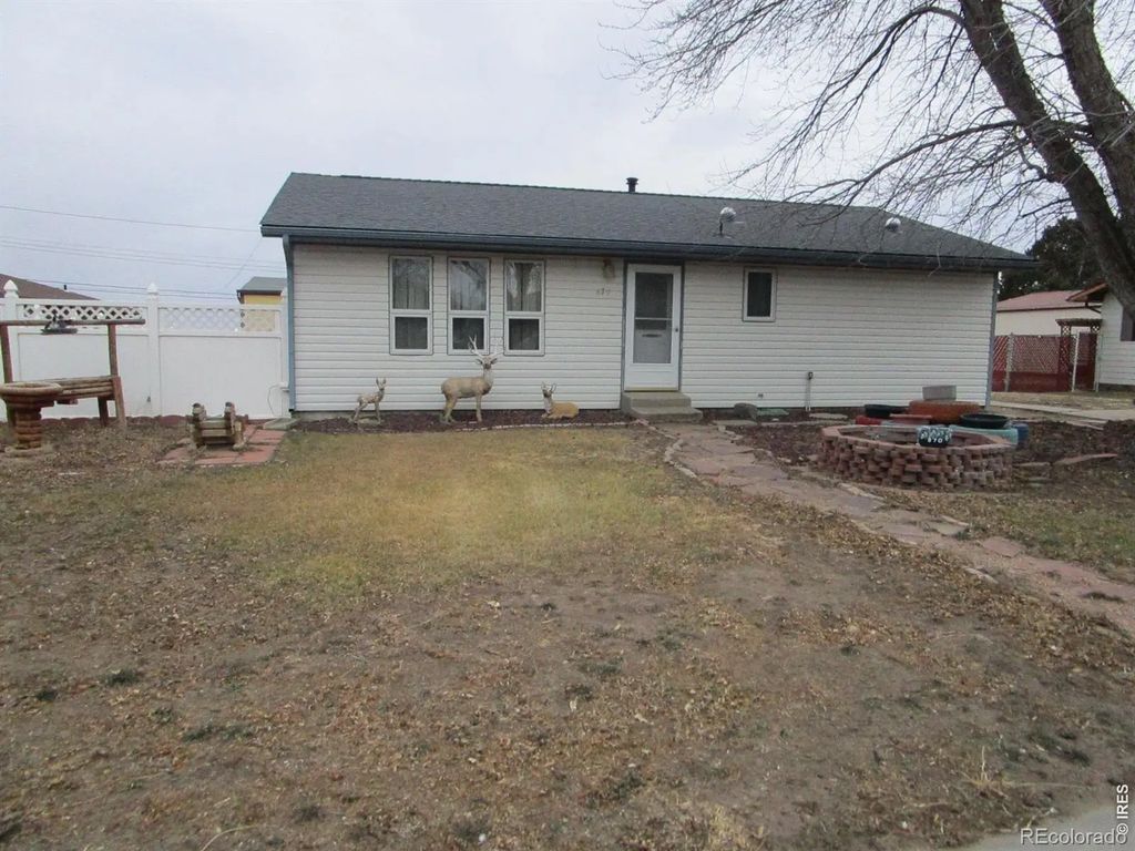 870 13th Street, Burlington