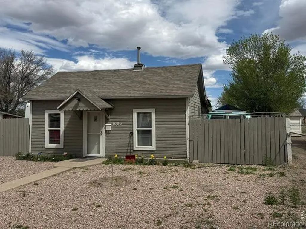 1006 Meeker Street, Fort Morgan