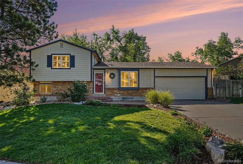 11472 W Powers Place, Littleton