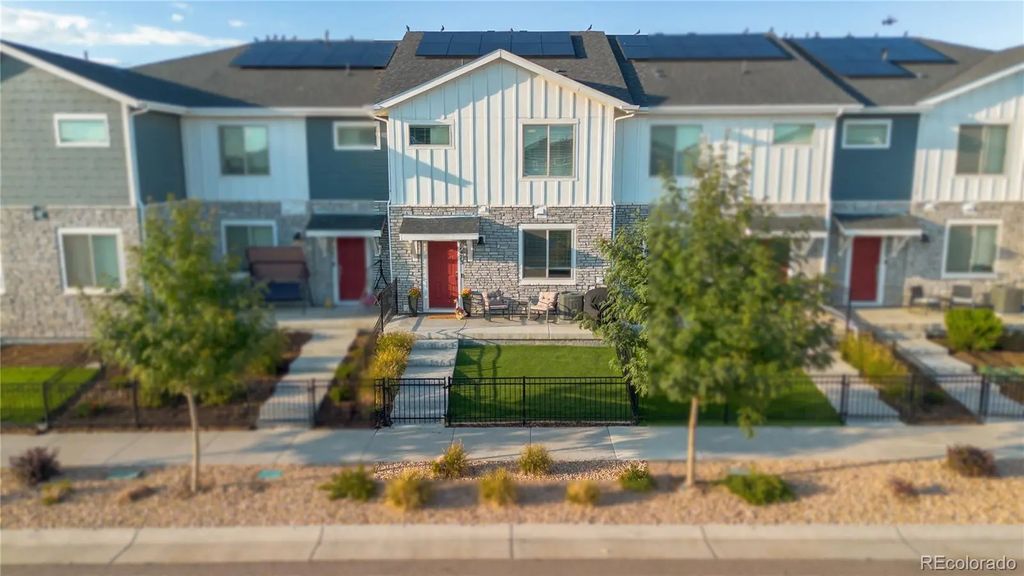 27473 E 1st Place, Aurora