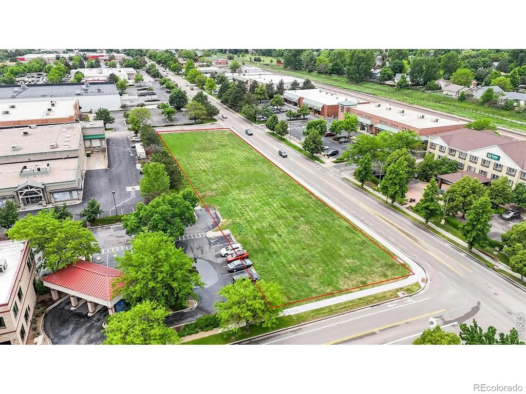 193 W Boardwalk Drive, Fort Collins