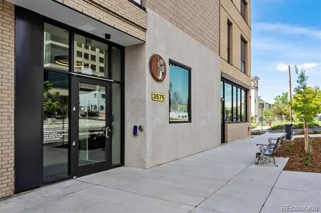 3575 Chestnut Place 302, Denver