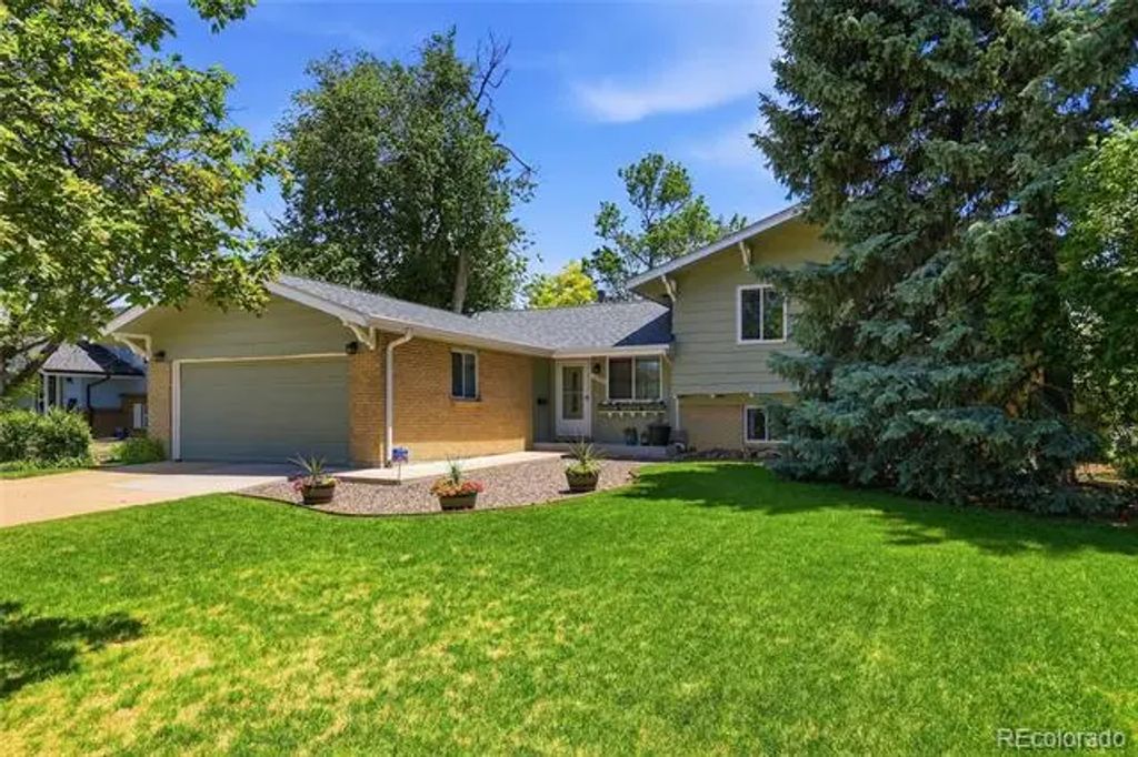 12946 E 2nd Avenue, Aurora