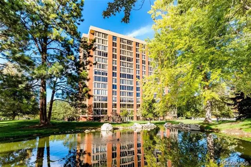 1900 E Girard Place 203, Englewood