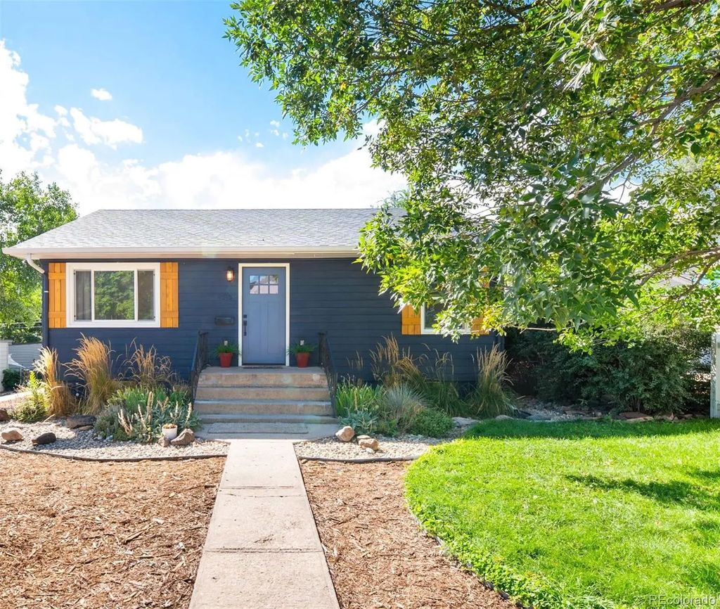 4515 S Delaware Street, Englewood