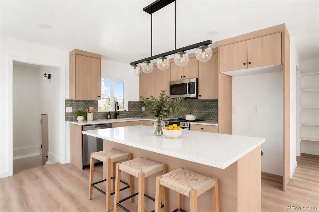 4565 W Exposition Avenue, Denver