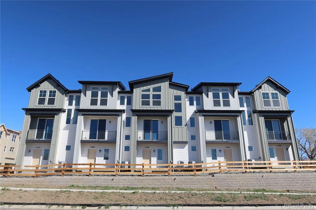 11958 W 57th Place, Arvada