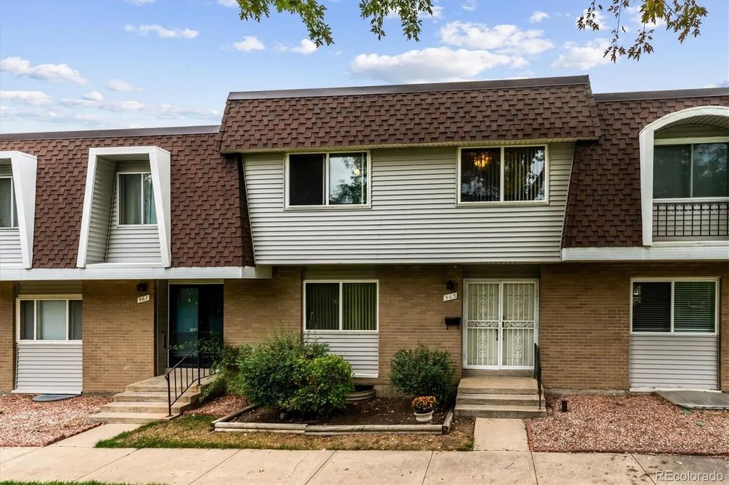 565 S Xenon Court, Lakewood